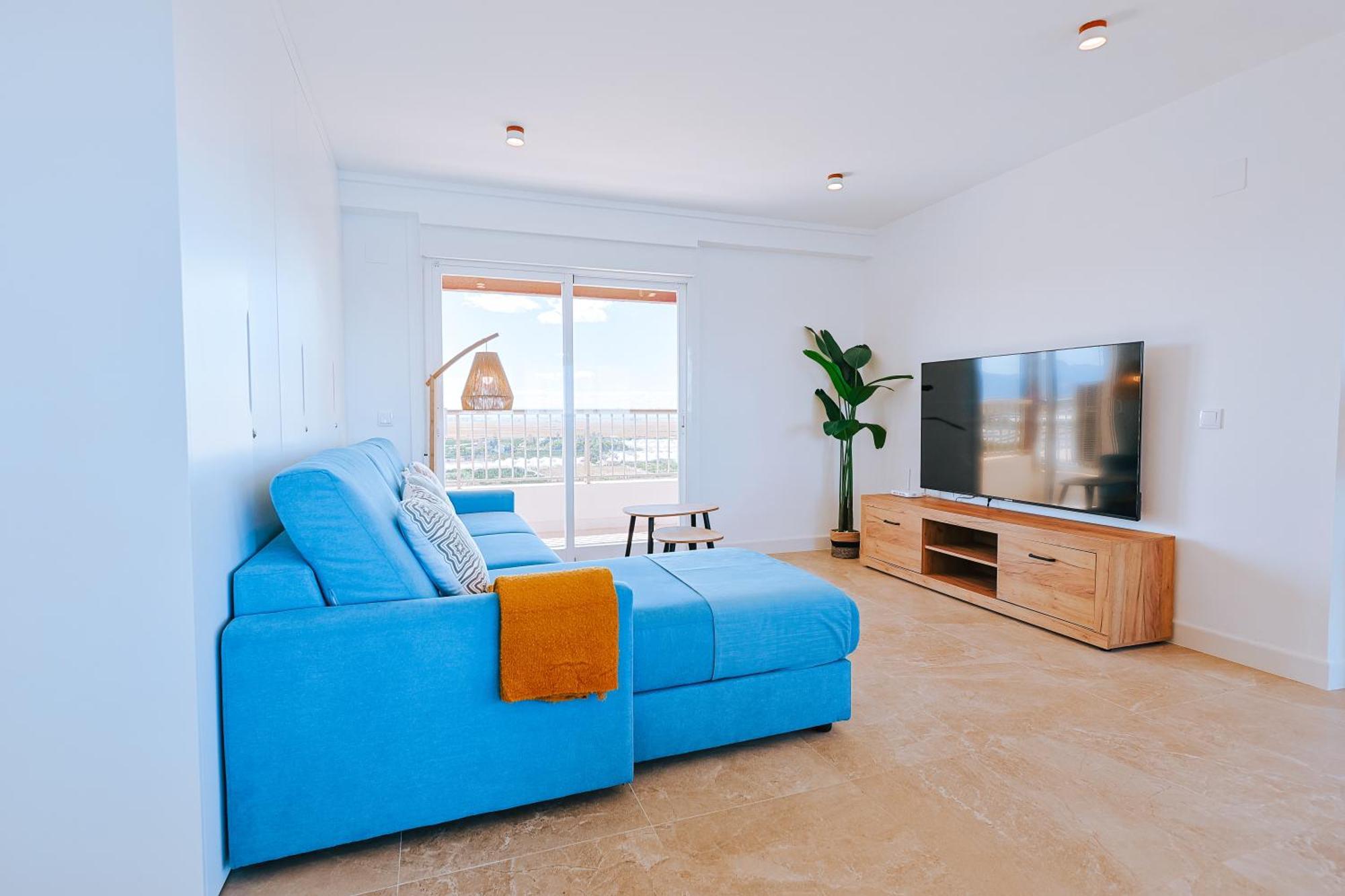 Premium Con 5 Piscinas Barbacoa Tenis Frontenis Mareny Blau
